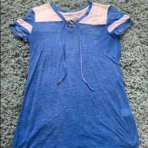 SUPER CUTE LIGHT AND FLOWY TOP